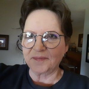 Meet your Posher, Shelley